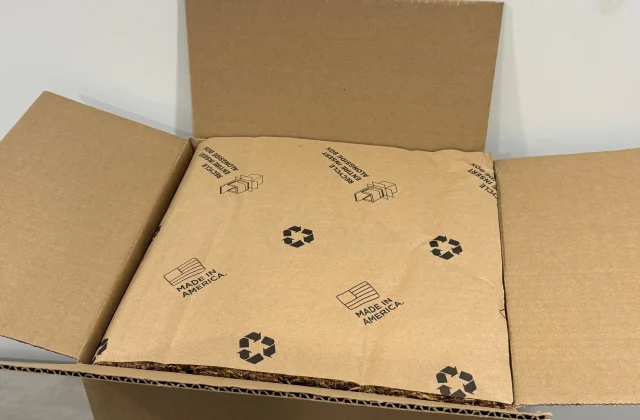 Recycled Cardboard Box insulation pic_Top (1)